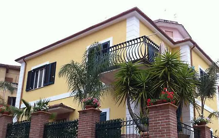 Scotillo 1950 Bed & Breakfast 2*